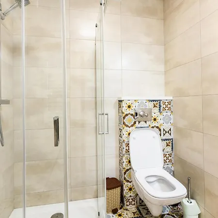 Apartamenty,pokoje Paholski 3*