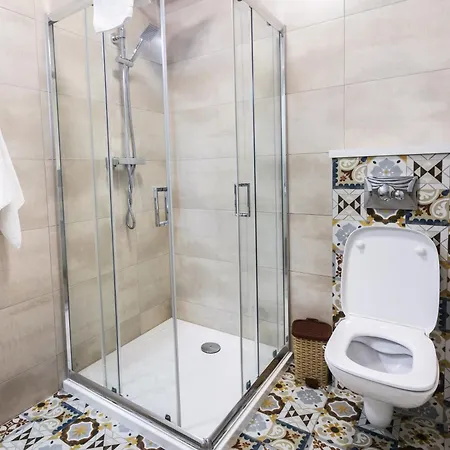 Apartamenty,pokoje Paholski 3*