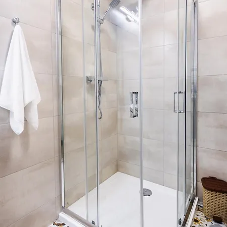 Apartamenty,pokoje Paholski