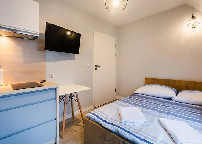 Apartamenty,pokoje Paholski شقة فندقية 3*