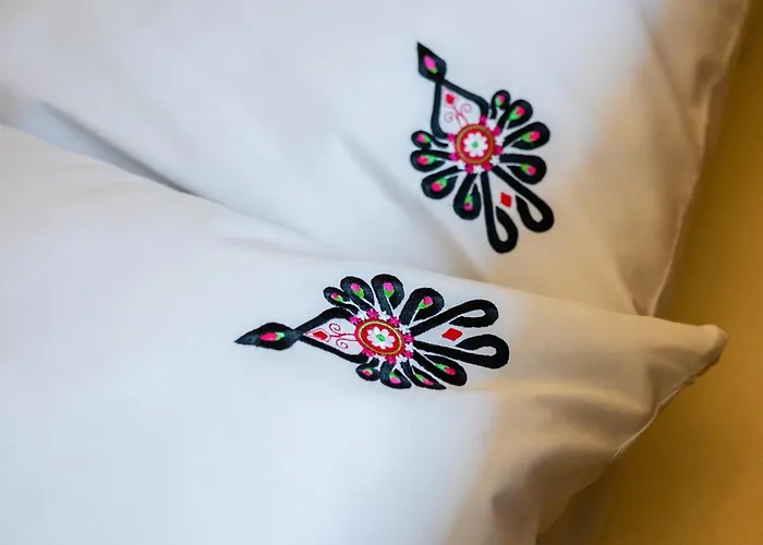 Apartamenty,pokoje Paholski شقة فندقية 3*