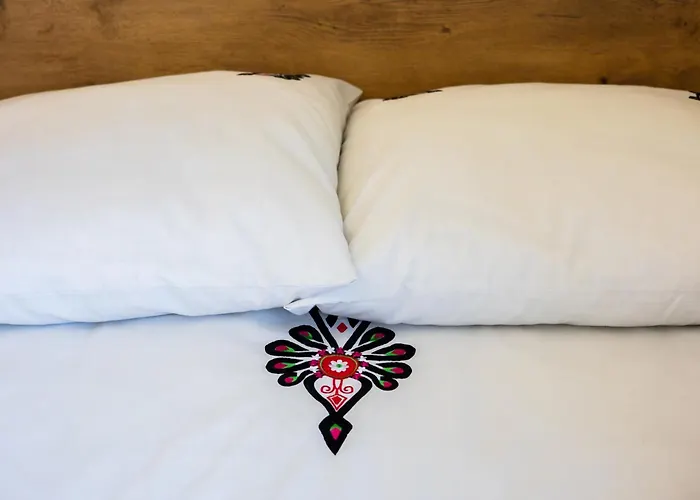 Apartamenty,pokoje Paholski شقة فندقية